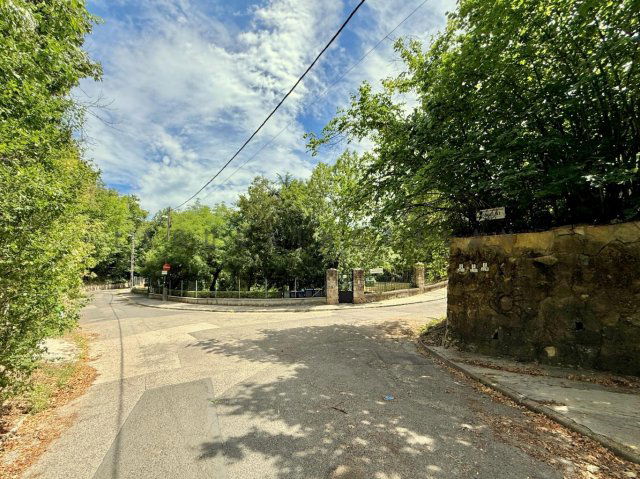 Eladó telek, Budapesten, XII. kerületben, Karthauzi utcában