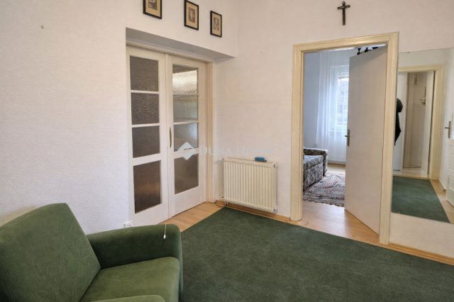 Eladó téglalakás, XIV. kerületben, Szuglói körvasút soron