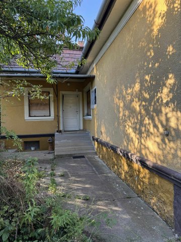 Eladó családi ház, Endrefalván 15 M Ft, 4 szobás