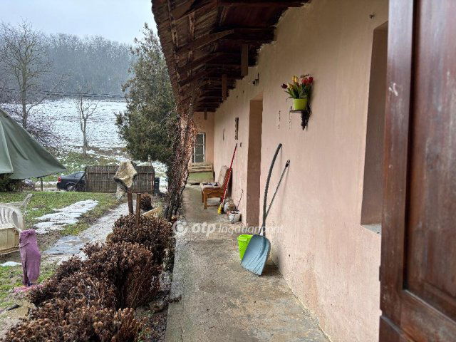 Eladó családi ház, Nagyberényen 25 M Ft, 2 szobás