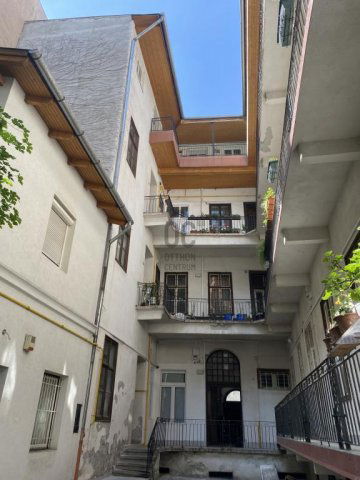 Eladó téglalakás, Budapesten, VI. kerületben 98.9 M Ft, 4 szobás