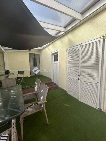 Eladó családi ház, Vecsésen 109 M Ft, 3 szobás