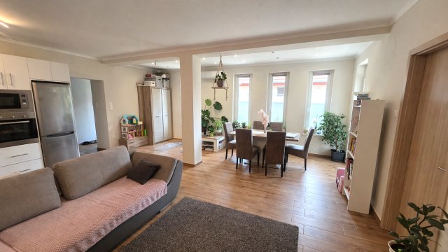 Eladó ikerház, Albertirsán 89.9 M Ft, 3 szobás