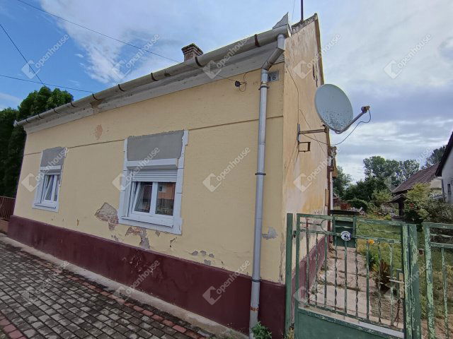Eladó családi ház, Somogyszobon 5.9 M Ft, 3 szobás