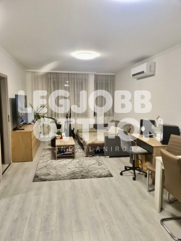 Kiadó téglalakás, albérlet, Cegléden 200 E Ft / hó, 2 szobás