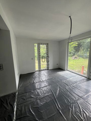 Eladó családi ház, Sopronban 69.9 M Ft, 3 szobás