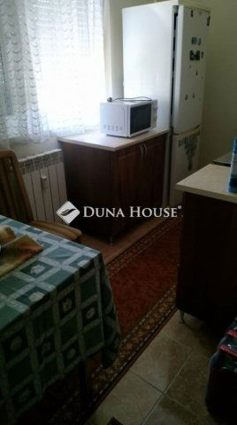 Eladó panellakás, Kecskeméten 45.5 M Ft, 2 szobás