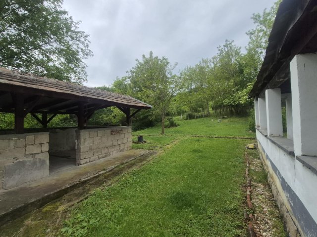 Eladó családi ház, Szajlán 19 M Ft, 2 szobás