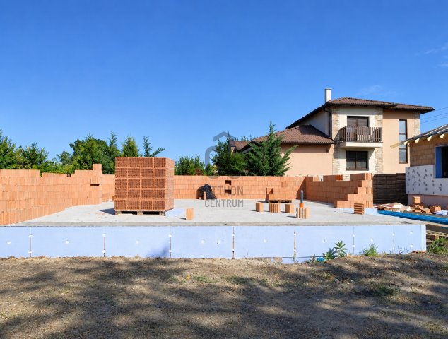 Eladó családi ház, Székesfehérvárott 89 M Ft, 4 szobás