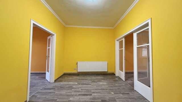 Kiadó téglalakás, albérlet, Debrecenben 295 E Ft / hó, 3 szobás