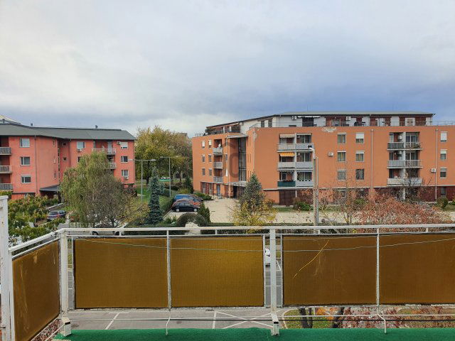 Eladó téglalakás, Győrött 41 M Ft, 1 szobás