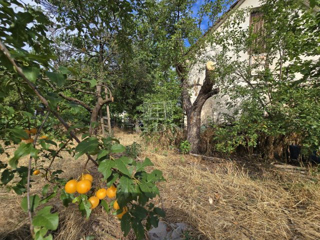 Eladó családi ház, Budapesten, XVII. kerületben 76.9 M Ft