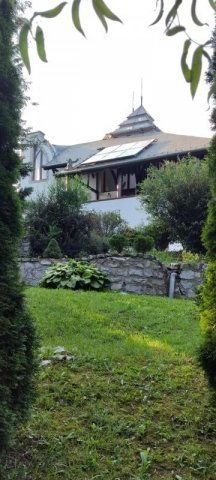 Eladó családi ház, Szarvaskőben 230 M Ft, 5 szobás