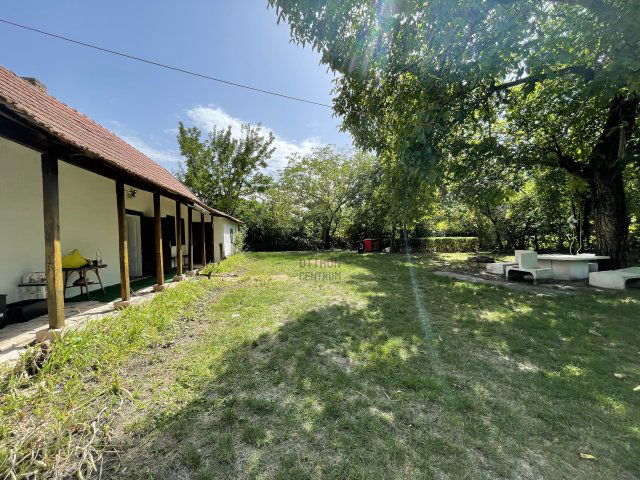 Eladó családi ház, Hatvanban 18.5 M Ft, 2 szobás