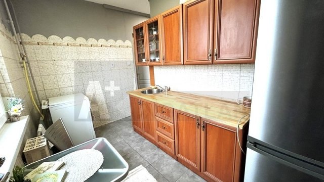 Eladó panellakás, Szegeden 46.5 M Ft, 2 szobás