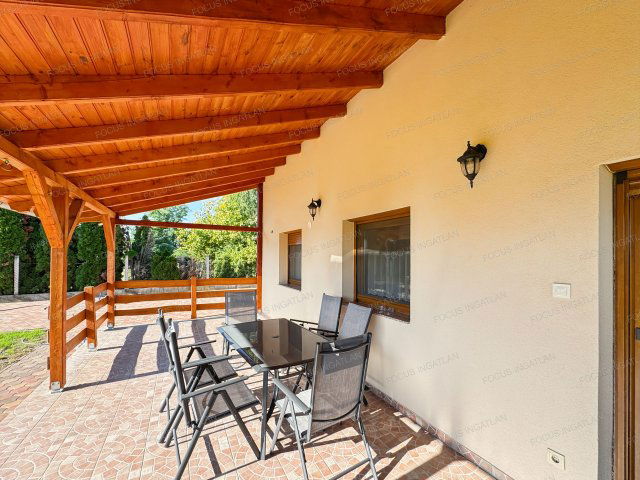 Kiadó családi ház, albérlet, Kecskeméten 550 E Ft / hó