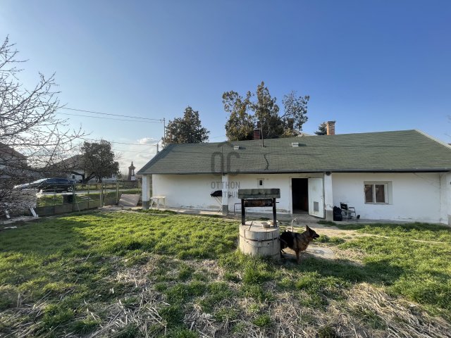 Eladó családi ház, Berhidán 14 M Ft, 2 szobás