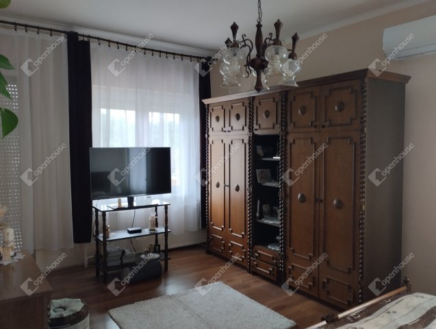 Eladó családi ház, Kemenespálfán 38 M Ft, 4 szobás