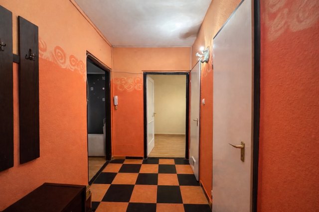 Eladó panellakás, Budapesten, XV. kerületben 65.5 M Ft, 2 szobás