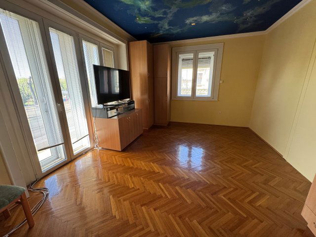Eladó téglalakás, Székesfehérvárott 119 M Ft, 4 szobás