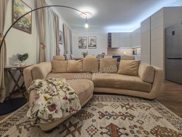 Eladó téglalakás, Sopronban 79.9 M Ft, 2+2 szobás