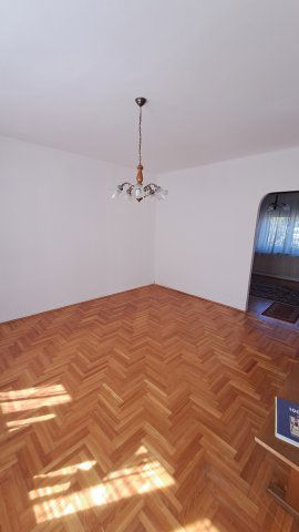 Eladó ikerház, Nyíregyházán 49.9 M Ft, 4 szobás