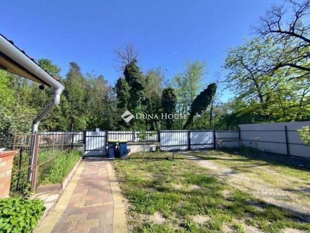 Eladó családi ház, Ócsán 93.9 M Ft, 6 szobás