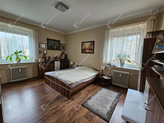 Eladó téglalakás, Mosonmagyaróváron 68.5 M Ft, 2 szobás