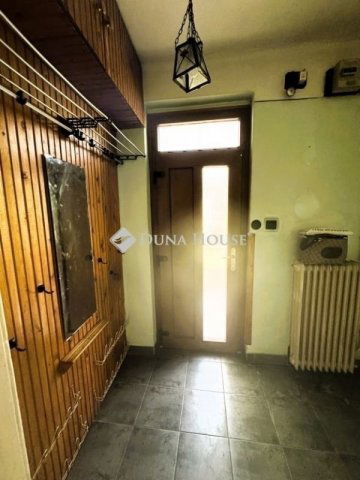 Eladó ikerház, Budapesten, III. kerületben 62 M Ft, 2 szobás