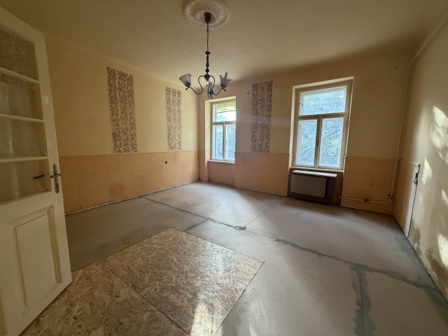 Eladó téglalakás, Szegeden 21.9 M Ft, 1 szobás