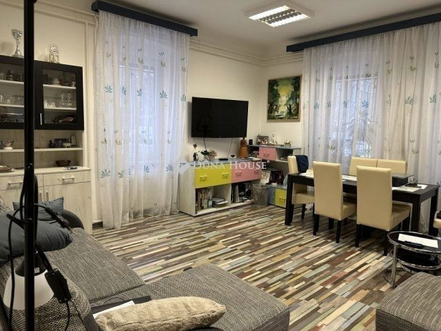 Eladó téglalakás, Szegeden 72.9 M Ft, 3 szobás