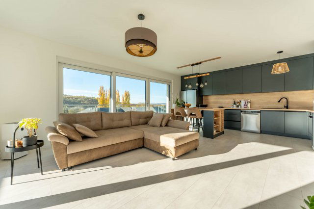 Eladó téglalakás, Biatorbágyon 158.99 M Ft, 3 szobás