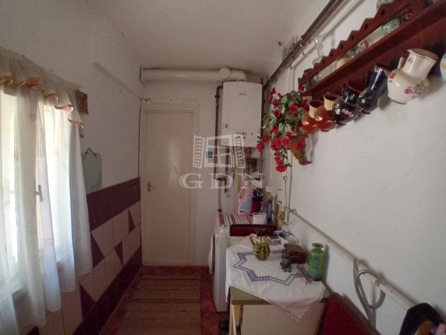 Eladó családi ház, Szeremlén 18 M Ft, 5 szobás