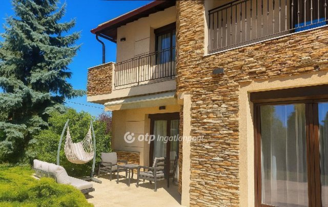 Eladó családi ház, Érden 530 M Ft, 6 szobás