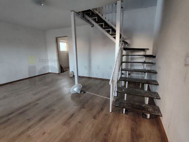 Eladó családi ház, Szegeden, Szérűskerti soron 75 M Ft