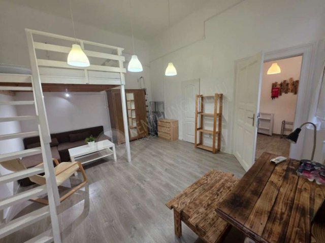 Kiadó téglalakás, albérlet, VII. kerületben, Dob utcában