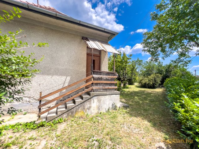 Eladó családi ház, Biatorbágyon, Szabadság úton 117 M Ft