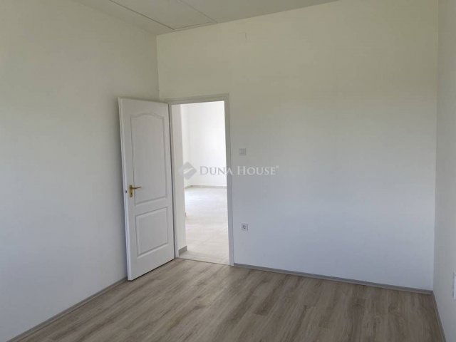 Eladó családi ház, Kakucson 85 M Ft, 4 szobás