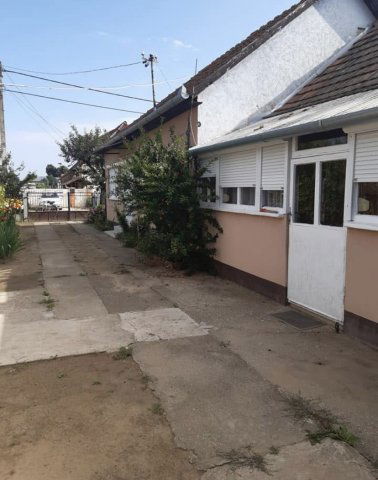 Eladó családi ház, Ramocsaházán 10.5 M Ft, 2 szobás