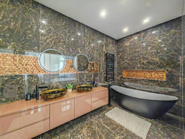 Eladó téglalakás, Budapesten, VII. kerületben 153.99 M Ft