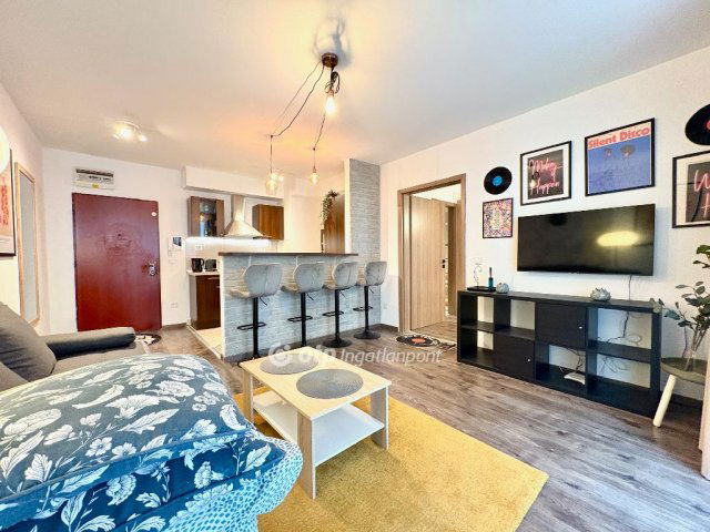 Kiadó téglalakás, albérlet, Budapesten, VII. kerületben