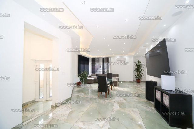 Eladó családi ház, Pilisborosjenőn 450 M Ft, 4 szobás