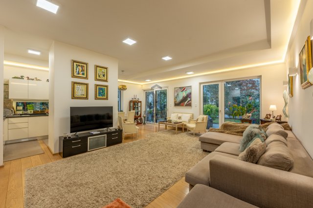 Eladó családi ház, II. kerületben, Bocskai István útján