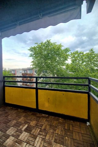 Eladó panellakás, Budapesten, III. kerületben 82.99 M Ft