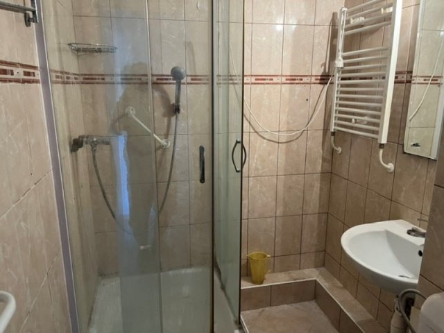 Kiadó panellakás, albérlet, Miskolcon 100 E Ft / hó, 1 szobás