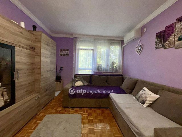 Eladó téglalakás, Debrecenben 53 M Ft, 1+2 szobás