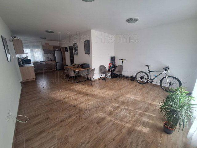 Eladó téglalakás, Kaposváron 79.99 M Ft, 3 szobás