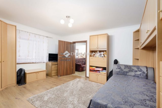 Eladó családi ház, Kisbodakon 72.9 M Ft, 4 szobás