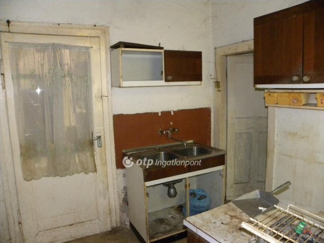 Eladó családi ház, Budapesten, XVII. kerületben 76.9 M Ft