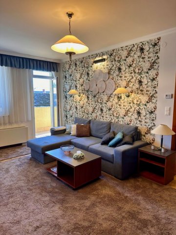 Kiadó téglalakás, albérlet, Debrecenben 290 E Ft / hó, 3 szobás